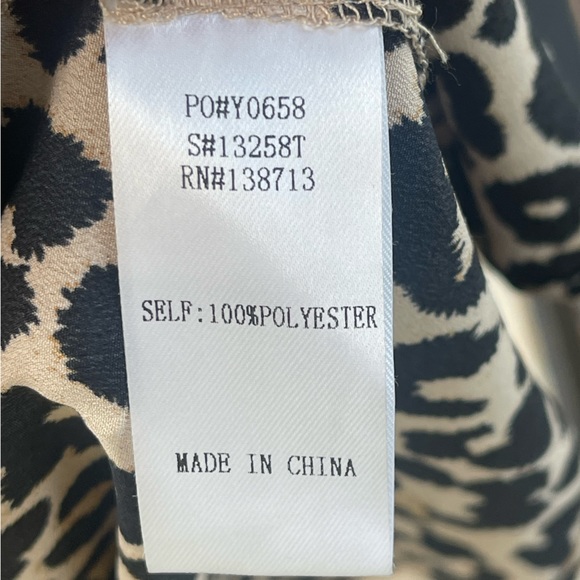 Doe & Rae Leopard Top - Picture 2 of 8